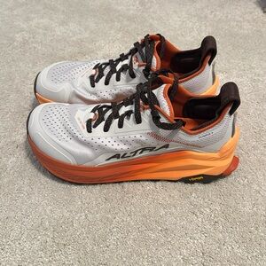 Altra Olympus 6 Men’s Trail Running Shoe Size 12